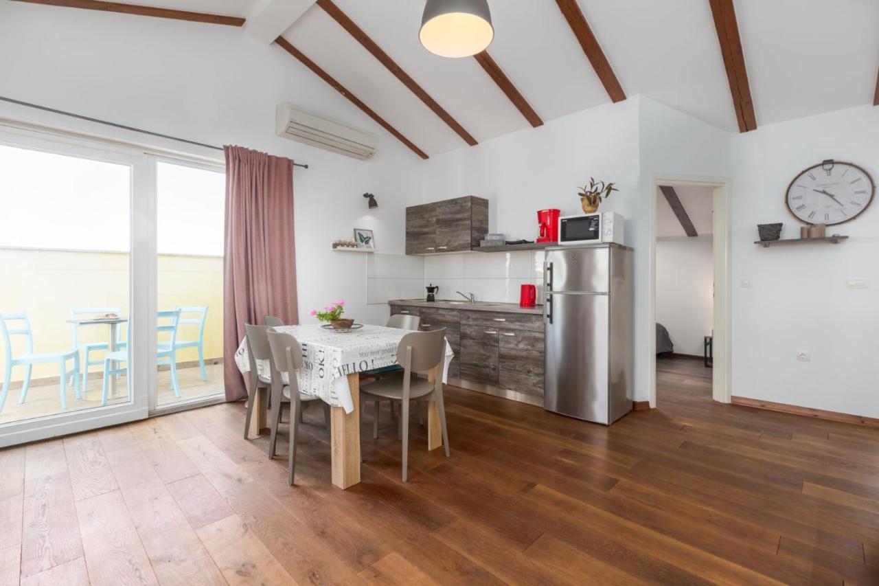 Rovinj Apartments エクステリア 写真